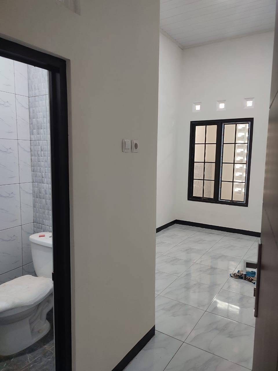 Thumbnail Gambar Tambahan