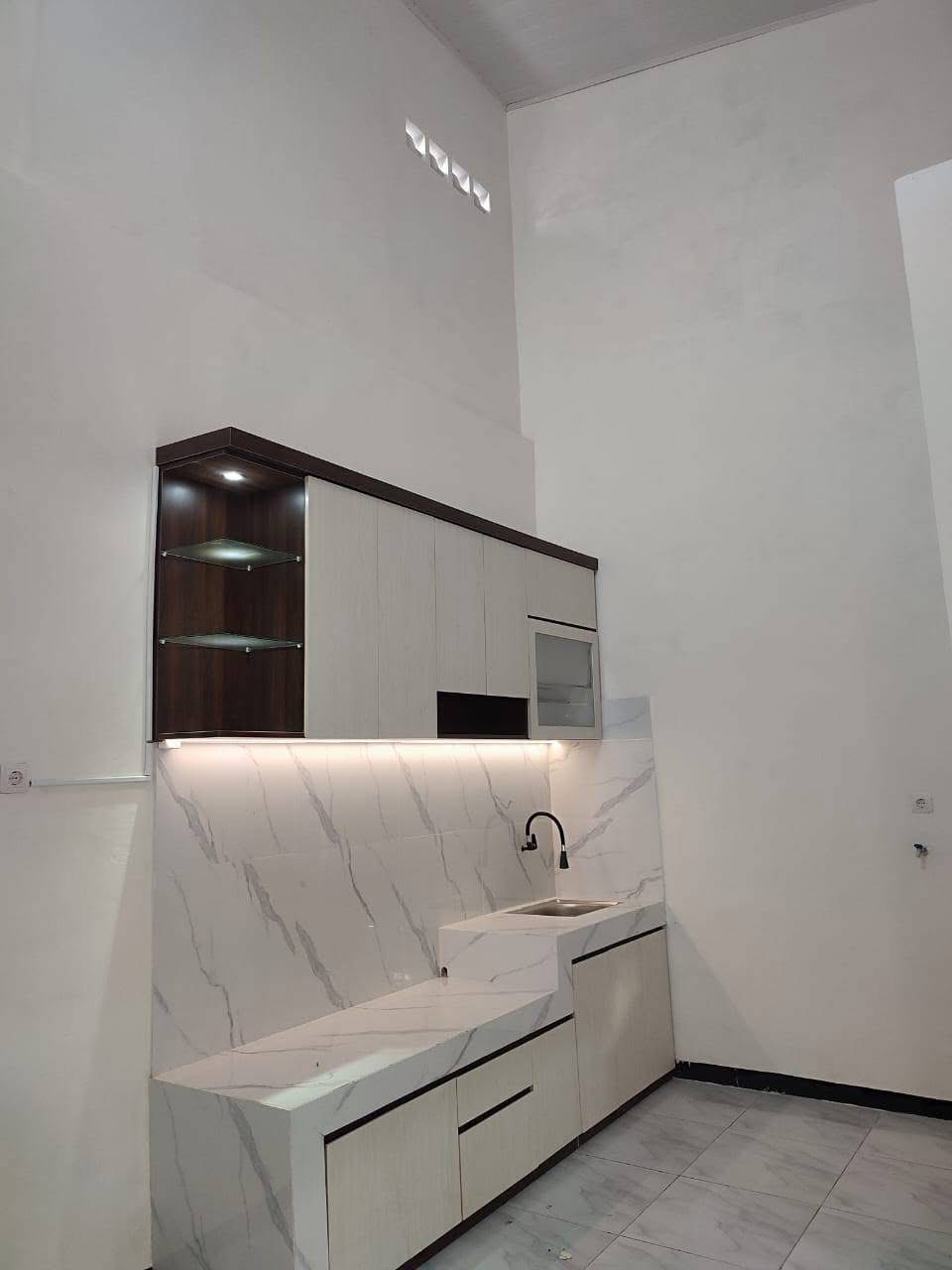 Thumbnail Gambar Tambahan